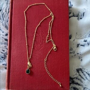 Elegant Gold Necklace with Green Pendant